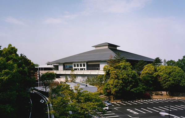 兵庫県立武道館（構造・設備）